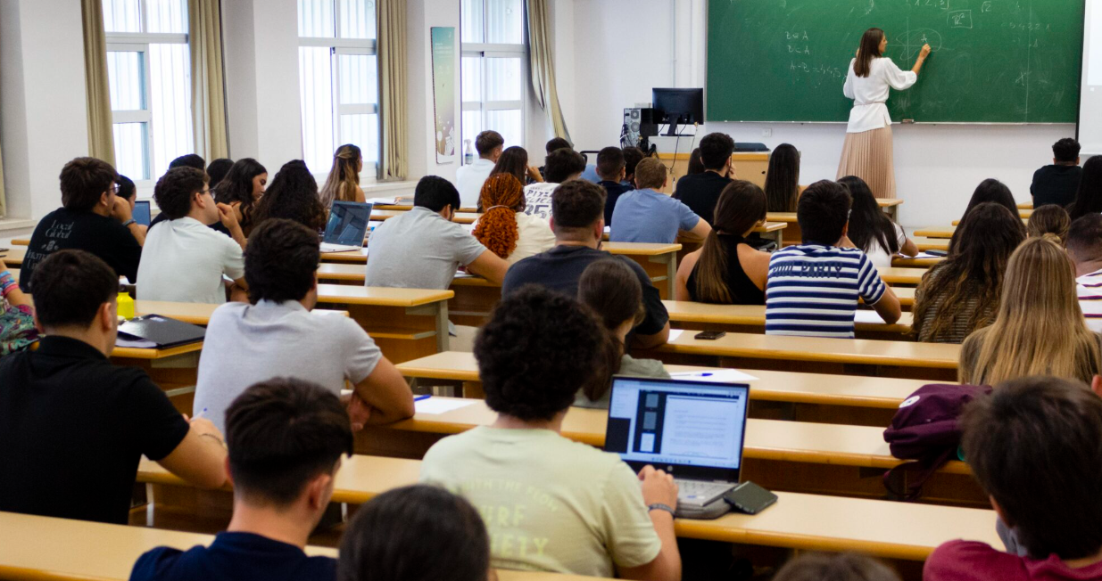 Regreso a clases en México: más de 23 millones de estudiantes vuelven a ...